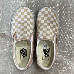 Van’s casual slip on shoes